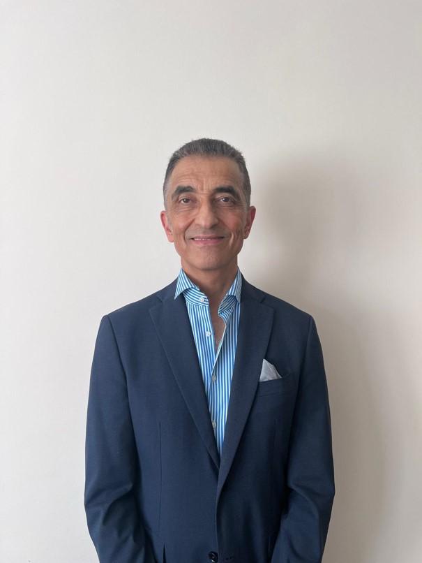 Hakan ŞAHİN